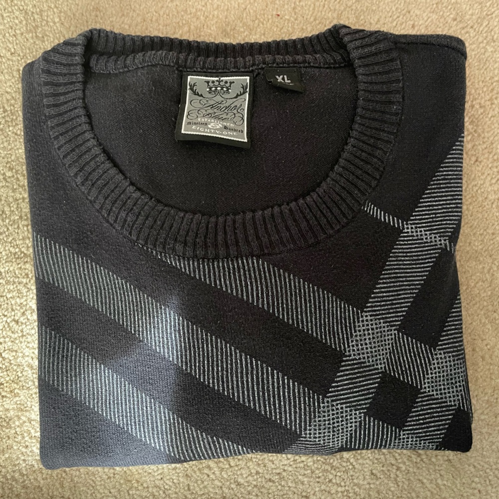 Black sweater crew neck